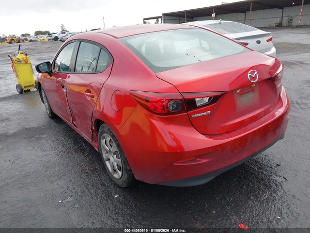 JM1BM1U70F1272948 Mazda Mazda3 I Sport