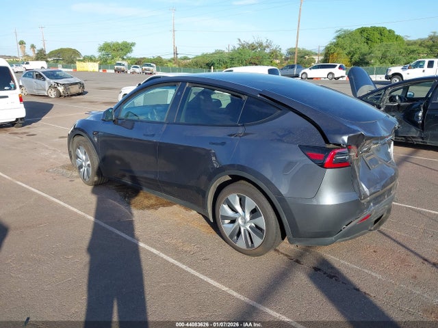 2023 TESLA MODEL Y 7SAYGDEE2PF898111 Photo 2