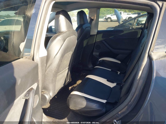 2023 TESLA MODEL Y 7SAYGDEE2PF898111 Photo 7