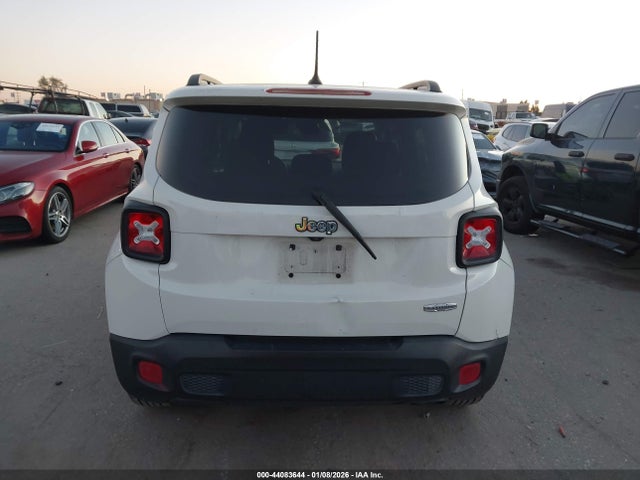 ZACCJABT3FPB96736 Jeep Renegade Latitude
