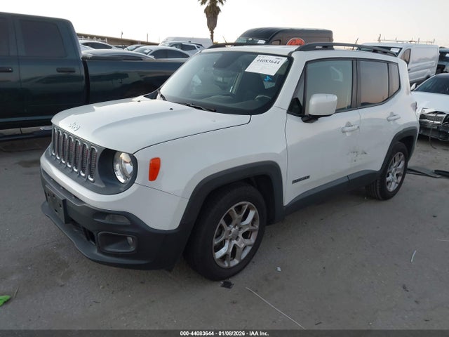 ZACCJABT3FPB96736 Jeep Renegade Latitude