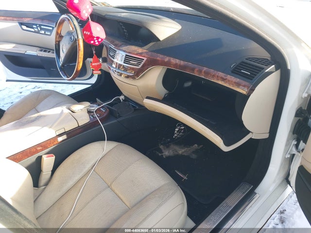 2009 MERCEDES-BENZ S 550 WDDNG86X99A266389 Photo 4