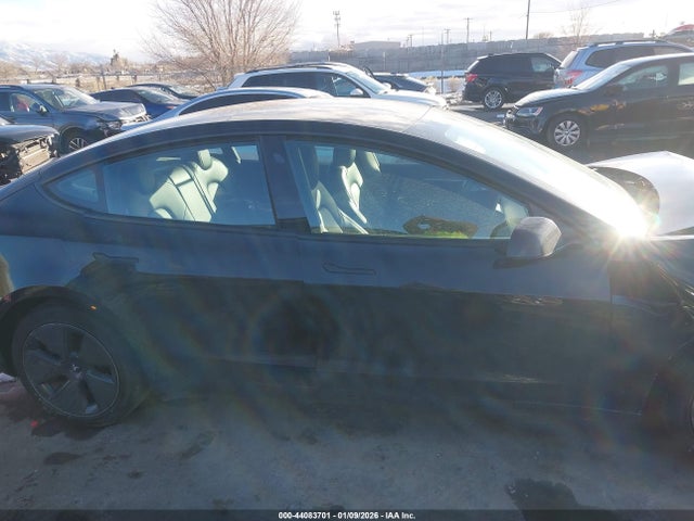44083701 :رقم المزاد ، 5YJ3E1EB3MF074065 vin ، 2021 Tesla Model 3 Long Range Dual Motor All-wheel Drive مزاد بيع