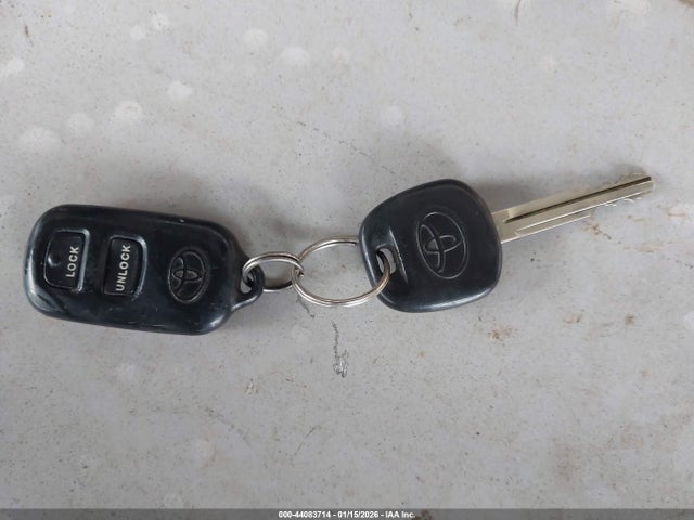 44083714 :رقم المزاد ، 1NXBR32E95Z503708 vin ، 2005 Toyota Corolla Le مزاد بيع