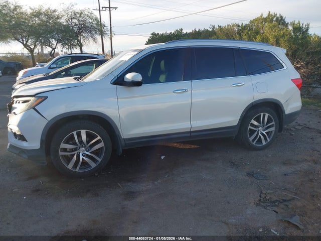 Honda Pilot Touring 2017 5FNYF6H92HB017760 Image 14