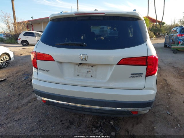 Honda Pilot Touring 2017 5FNYF6H92HB017760 Image 16
