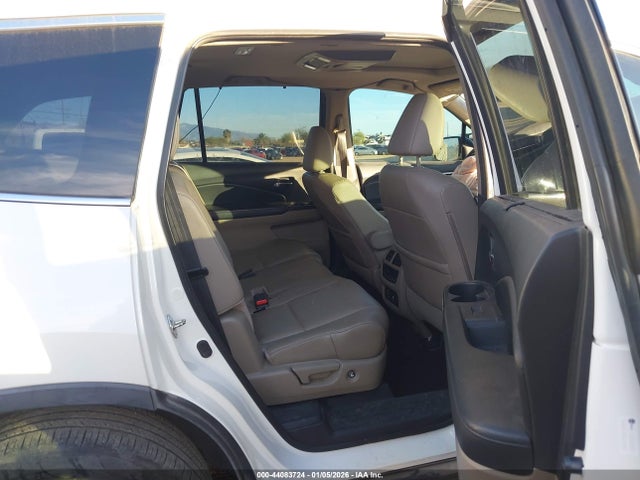 Honda Pilot Touring 2017 5FNYF6H92HB017760 Image 8