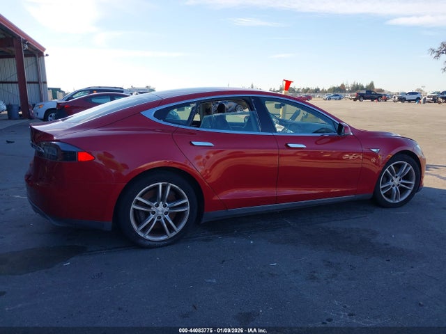 Продаж на аукціоні авто 2013 Tesla Model S, vin: 5YJSA1AC3DFP10926, номер лоту: 44083775