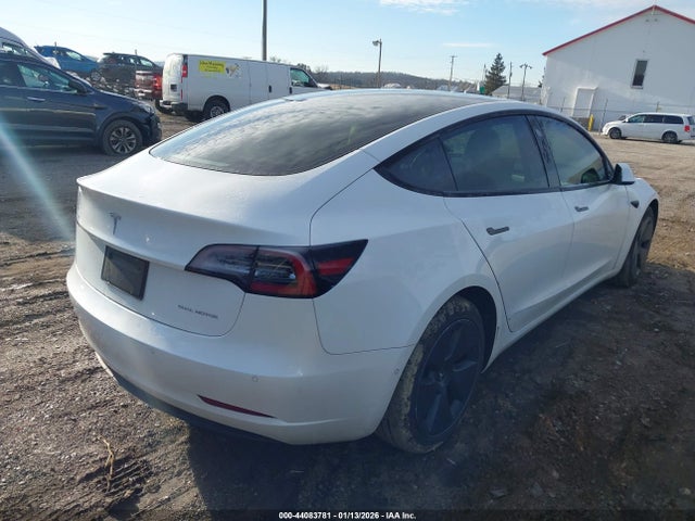2021 TESLA MODEL 3 5YJ3E1EB4MF046856 Photo 3