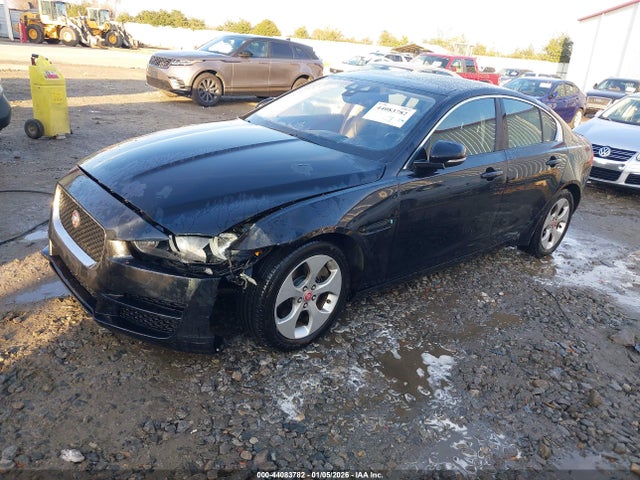 2018 JAGUAR XE SAJAR4FX2JCP35800 Photo 1