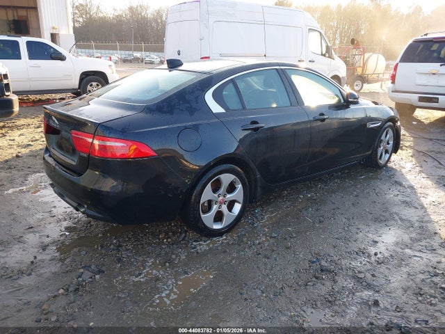 2018 JAGUAR XE SAJAR4FX2JCP35800 Photo 3