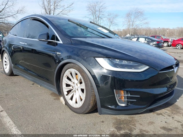 2017 TESLA MODEL X 5YJXCBE20HF046064 Photo 0