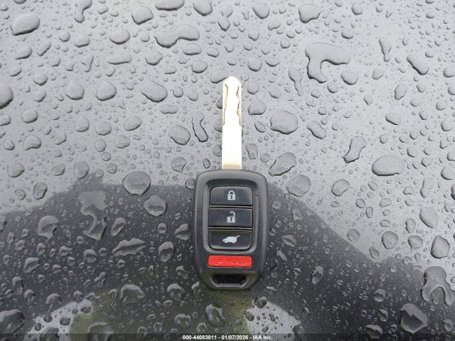 2HKRW6H32JH213110 Honda CR-V LX