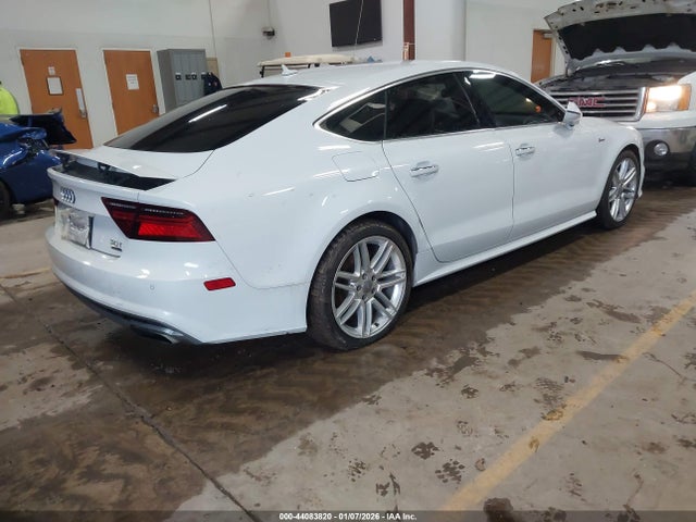 2016 AUDI A7 WAUWGAFC0GN038416 Photo 3