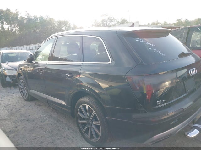 44083821 :رقم المزاد ، WA1LAAF72HD004344 vin ، 2017 Audi Q7 3.0t Premium مزاد بيع