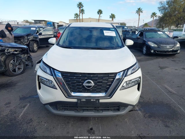 JN8BT3BA9PW420617 Nissan Rogue Sv Fwd