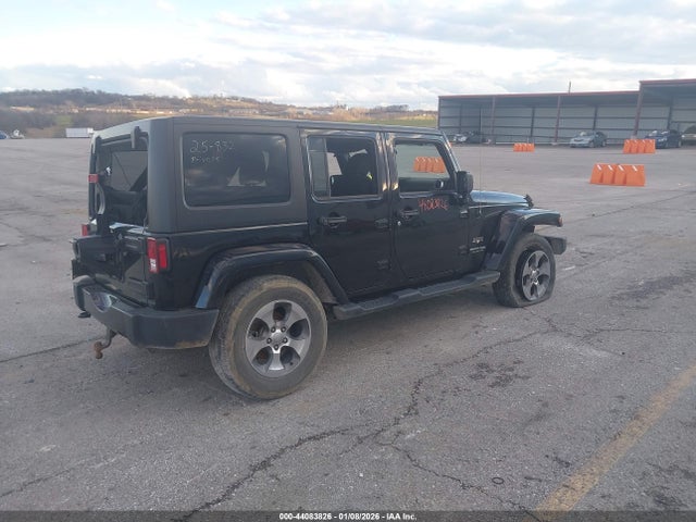 2018 JEEP WRANGLER JK UNLIMITED 1C4BJWEG1JL815421 Photo 3