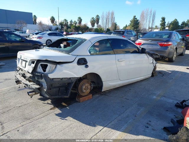 2013 BMW 335IS WBADX1C58DJ129255 Photo 3