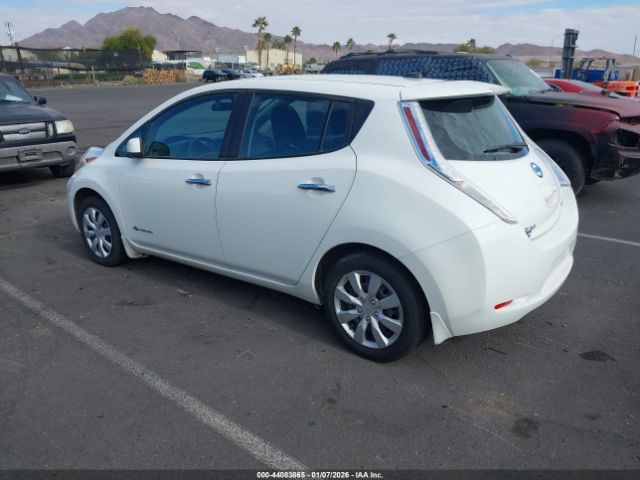 2015 NISSAN LEAF 1N4AZ0CP2FC333347 Photo 2