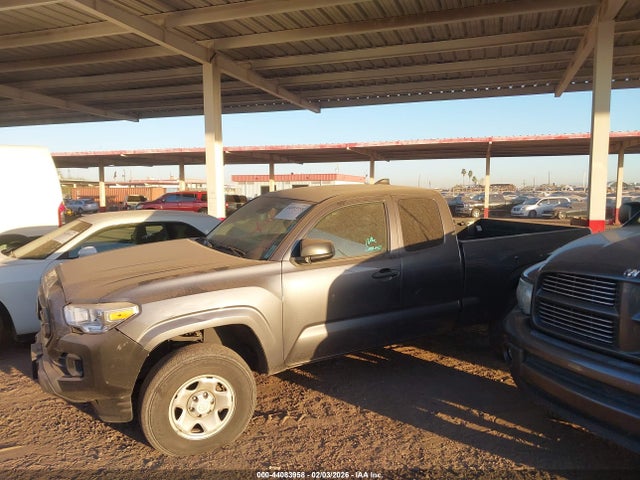 3TYRX5GN9NT049725 Toyota Tacoma Sr