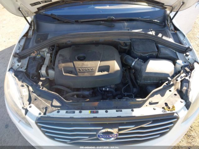 2016 VOLVO XC60 YV440MDJ9G2924413 Photo 9