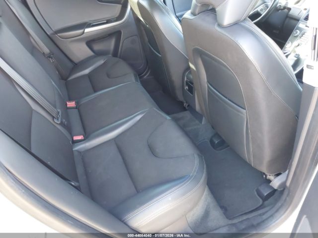 2016 VOLVO XC60 YV440MDJ9G2924413 Photo 7