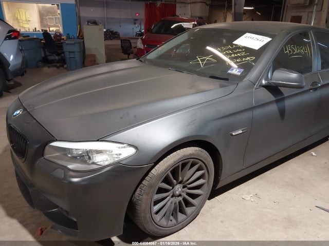 44084067 :رقم المزاد ، WBAFR7C57BC806951 vin ، 2011 Bmw 535i مزاد بيع