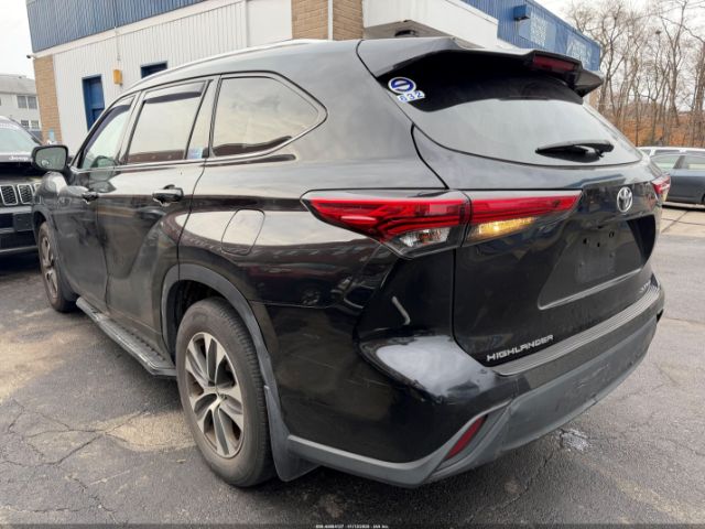 2021 TOYOTA HIGHLANDER 5TDGZRBH7MS524714 Photo 2