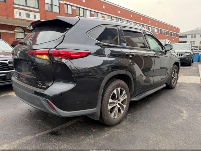 2021 TOYOTA HIGHLANDER 5TDGZRBH7MS524714 Photo 3