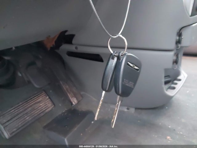 Aukcja sprzedaży 2004 Chrysler Town & Country Touring, vin: 2C4GP54L84R518672, numer aukcji: 44084129