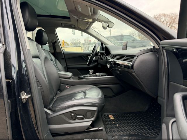 2017 AUDI Q7 WA1LAAF78HD002369 Photo 4