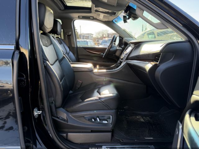 2019 CADILLAC ESCALADE ESV 1GYS4HKJ0KR162639 Photo 4