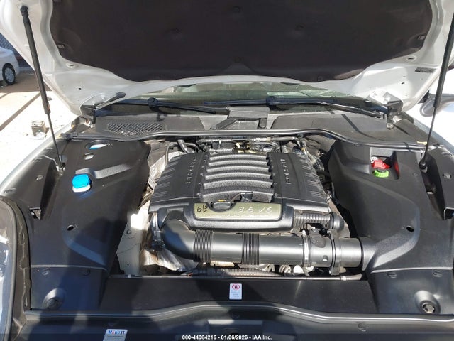 2017 PORSCHE CAYENNE WP1AA2A21HKA84809 Photo 9