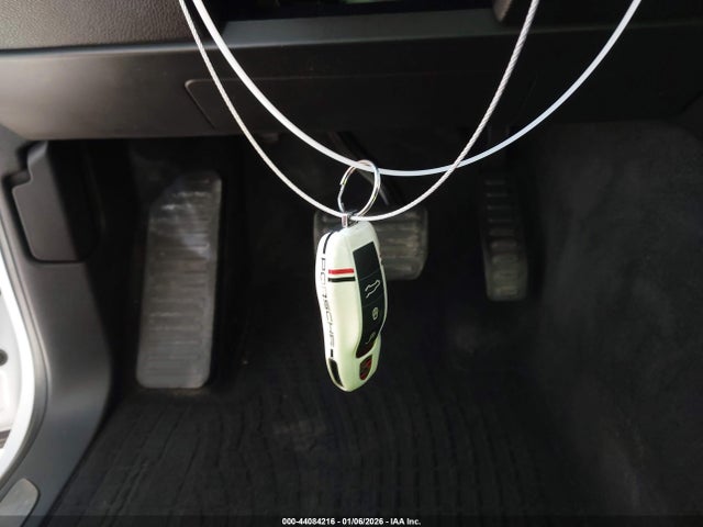 2017 PORSCHE CAYENNE WP1AA2A21HKA84809 Photo 10