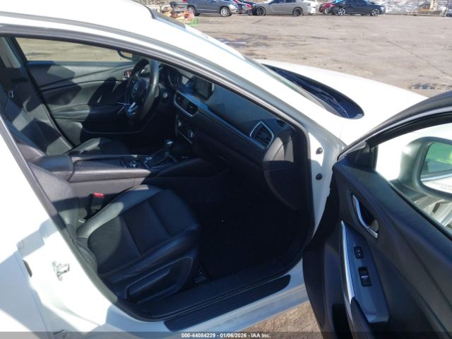 2017 MAZDA MAZDA6 JM1GL1V58H1130906 Photo 4