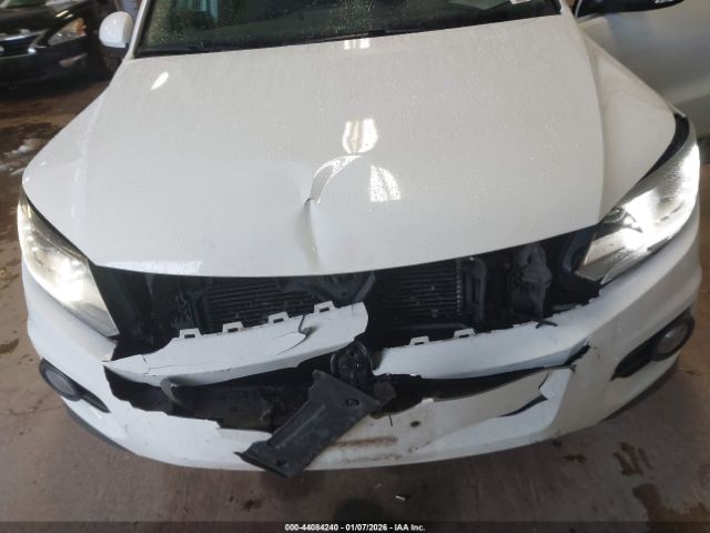 2016 VOLKSWAGEN TIGUAN WVGBV7AX7GW543282 Photo 5