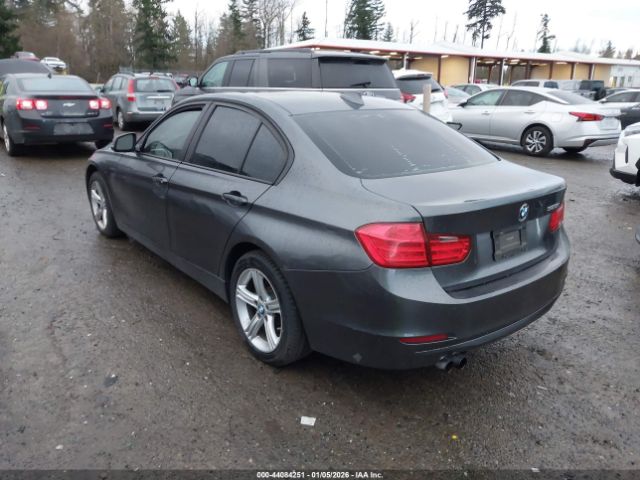 2012 BMW 328I WBA3A5C56CF340931 Photo 2