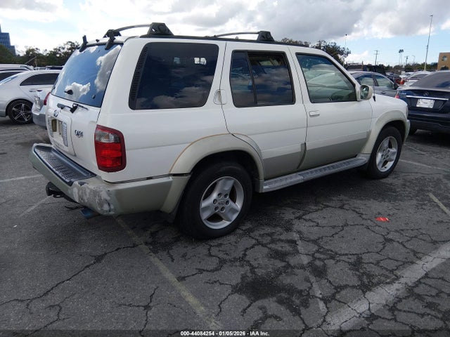 2001 INFINITI QX4 JNRDR09X01W203038 Photo 3