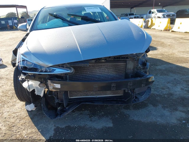 Hyundai ELANTRA SEL 2020 5NPD84LF2LH567643 Image 6
