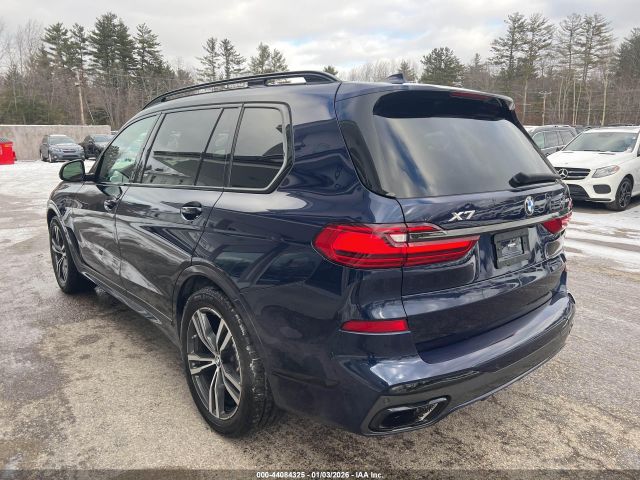 2022 BMW X7 5UXCW2C06N9J79973 Photo 2