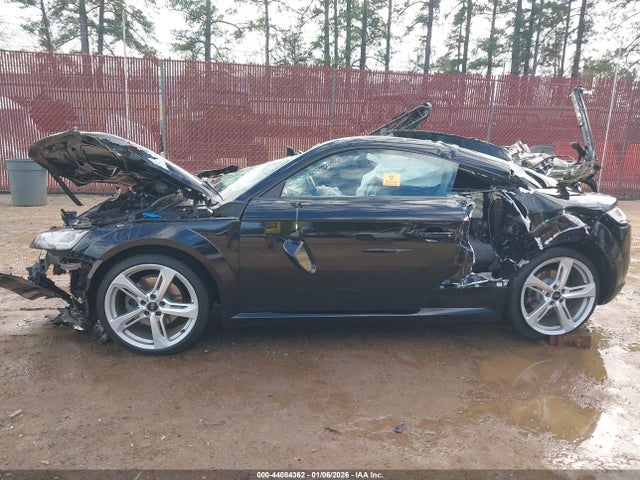 44084362 :رقم المزاد ، TRUC5AFVXG1000895 vin ، 2016 Audi Tt 2.0t مزاد بيع