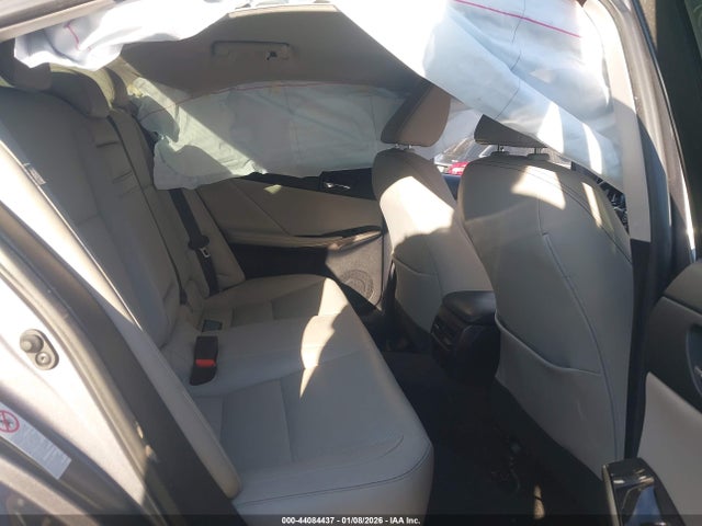 Lexus IS 250 2015 JTHBF1D20F5054529 Image 8