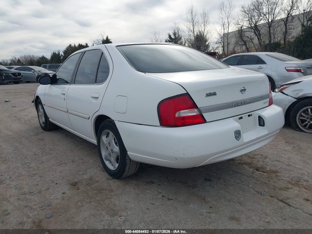 2001 NISSAN ALTIMA 1N4DL01D01C141909 Photo 2