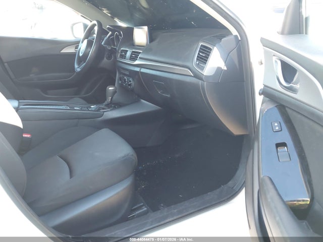 3MZBN1U75JM176948 Mazda Mazda3 Sport