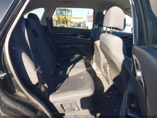 2017 KIA SORENTO 5XYPG4A3XHG217913 Photo 7