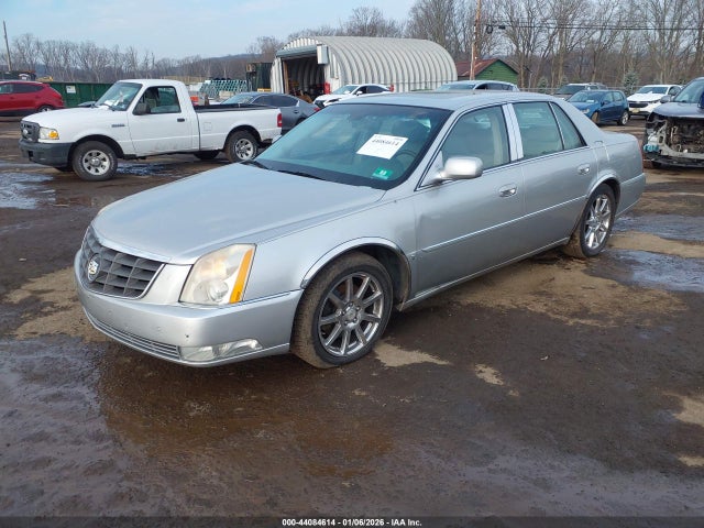 2007 CADILLAC DTS 1G6KD57967U185823 Photo 1