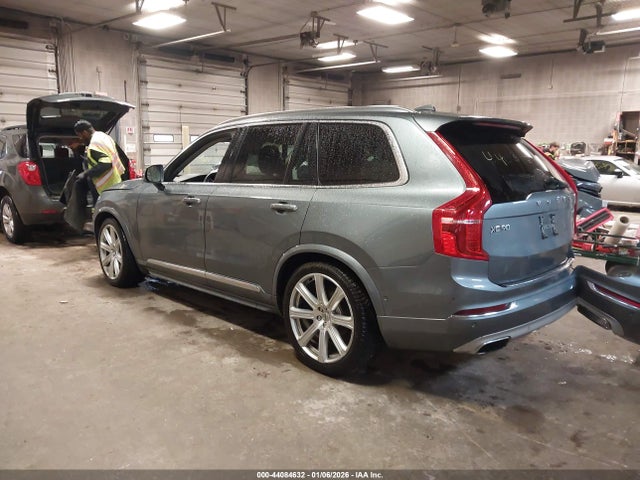 2018 VOLVO XC90 YV4A22PL7J1388900 Photo 2