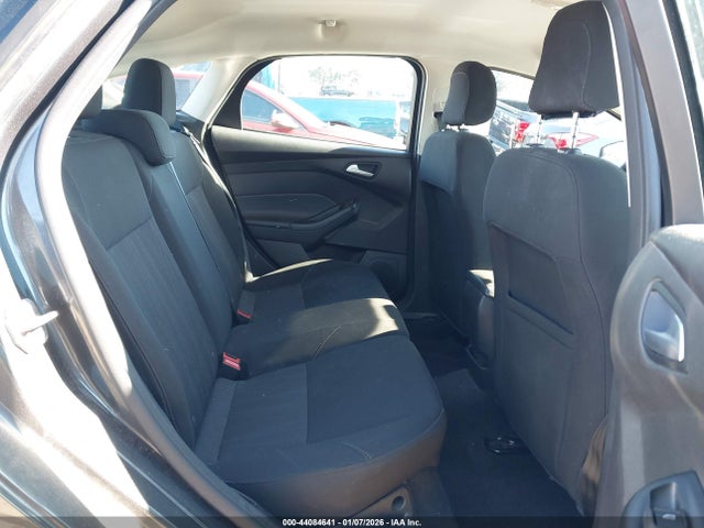 1FADP3K20JL223867 Ford FOCUS SE