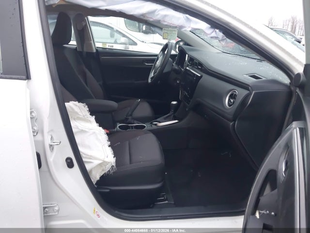 5YFBURHE1HP634467 Toyota COROLLA LE