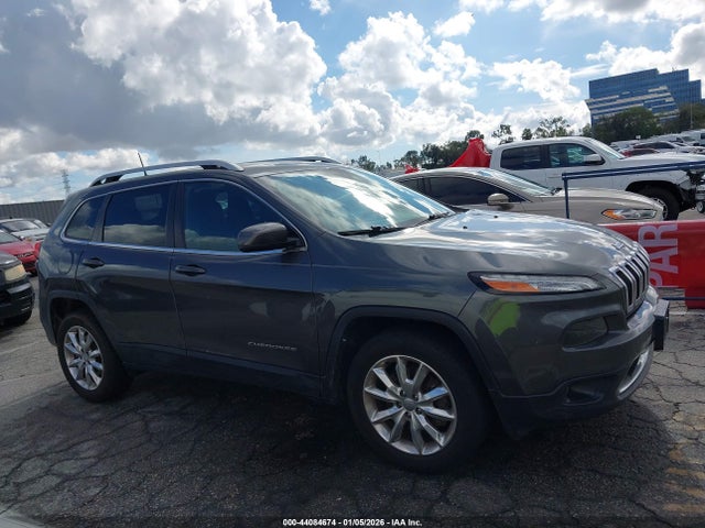 1C4PJMDB6GW340940 Jeep Cherokee